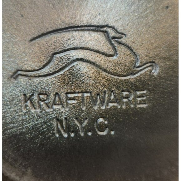 Vintage Kraftware Two-Toned Chrome & Brass Ice Bucket w/Insulated Plastic Lining - Picture 12 of 14